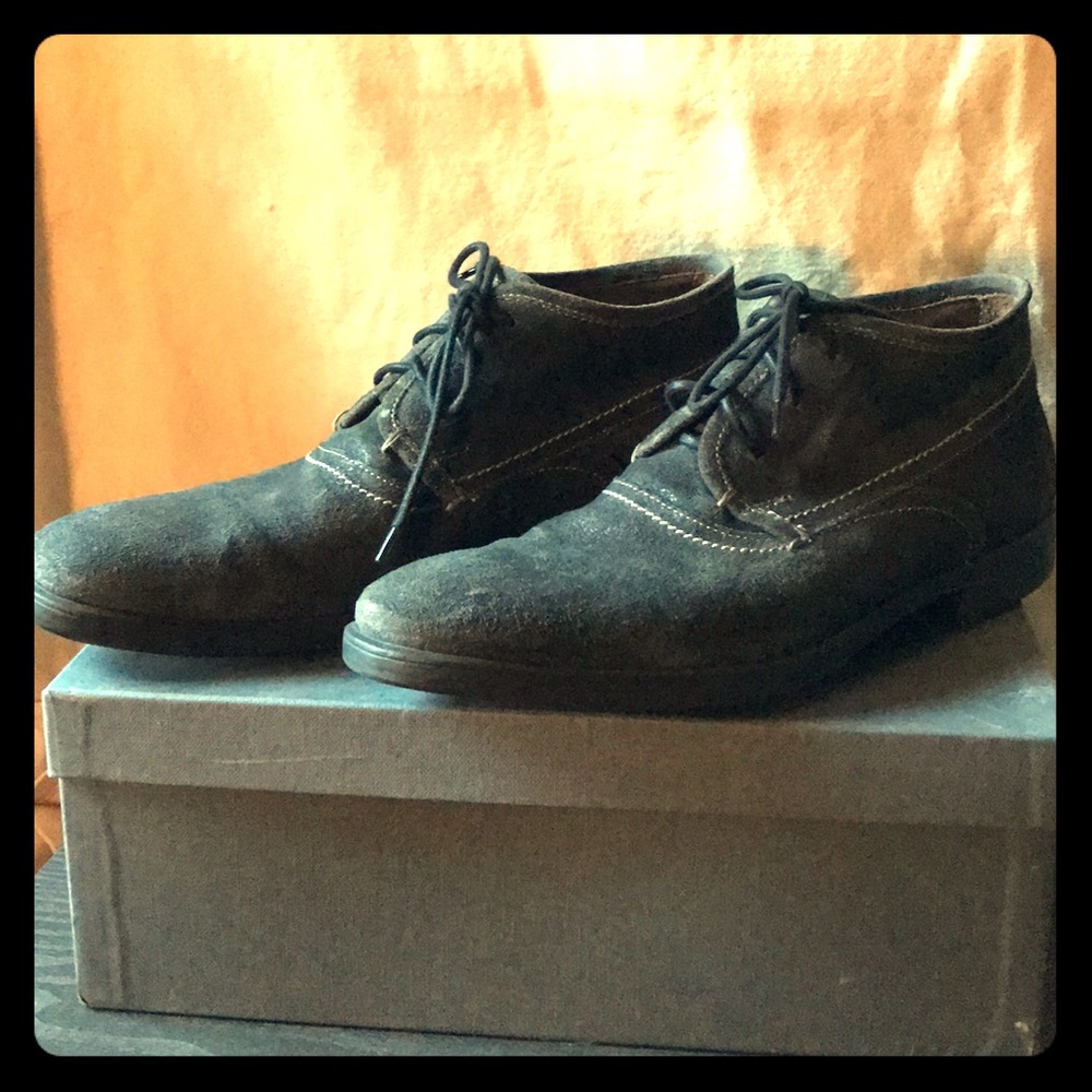 John Varvatos Suede Chukka Boot